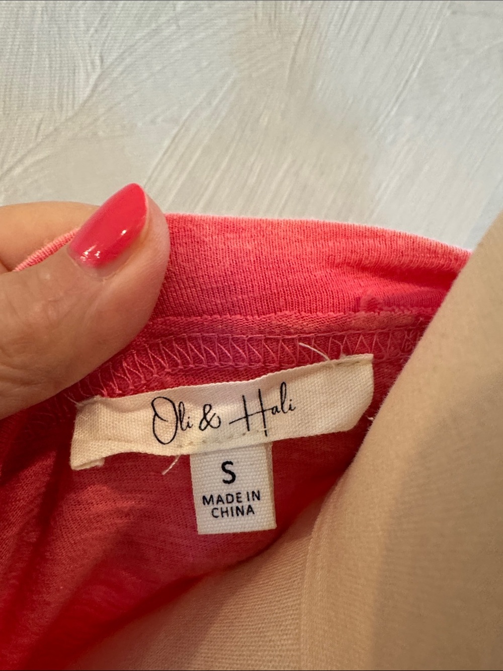 Oli & Hali Hot Pink Star Appliqué Boxy Sweatshirt- very generous size! - Picture 2 of 11